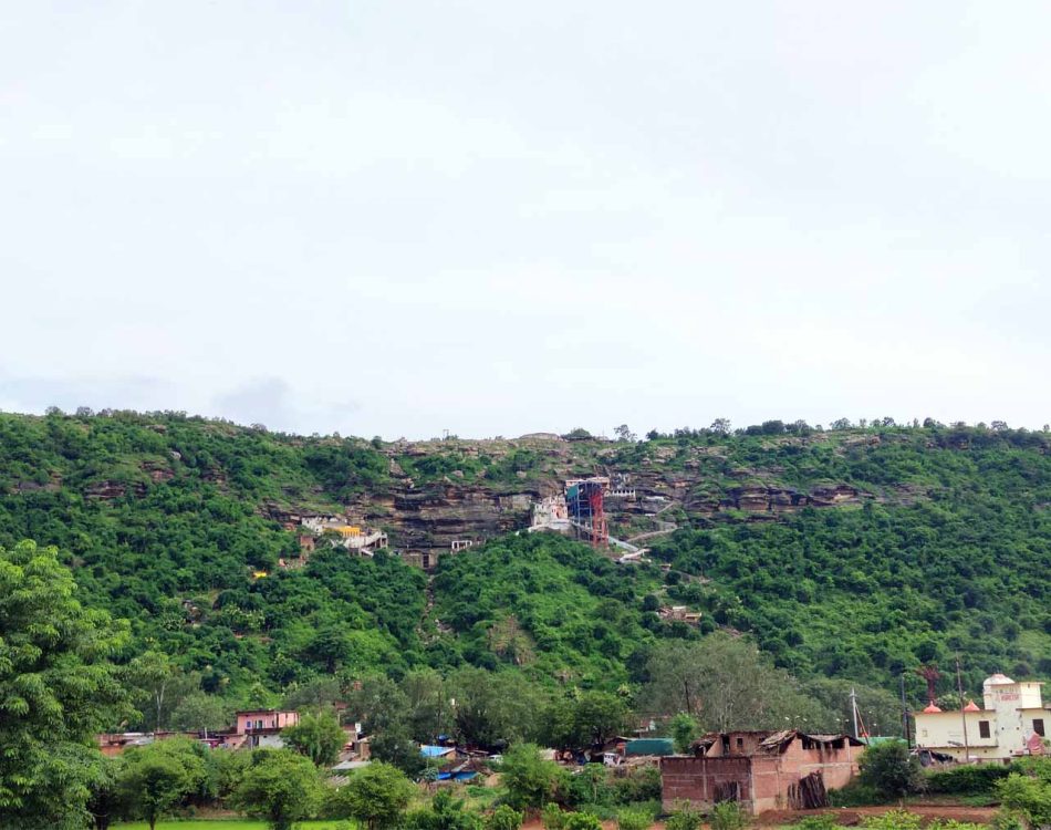 hanuman dhara chitrakoot dham